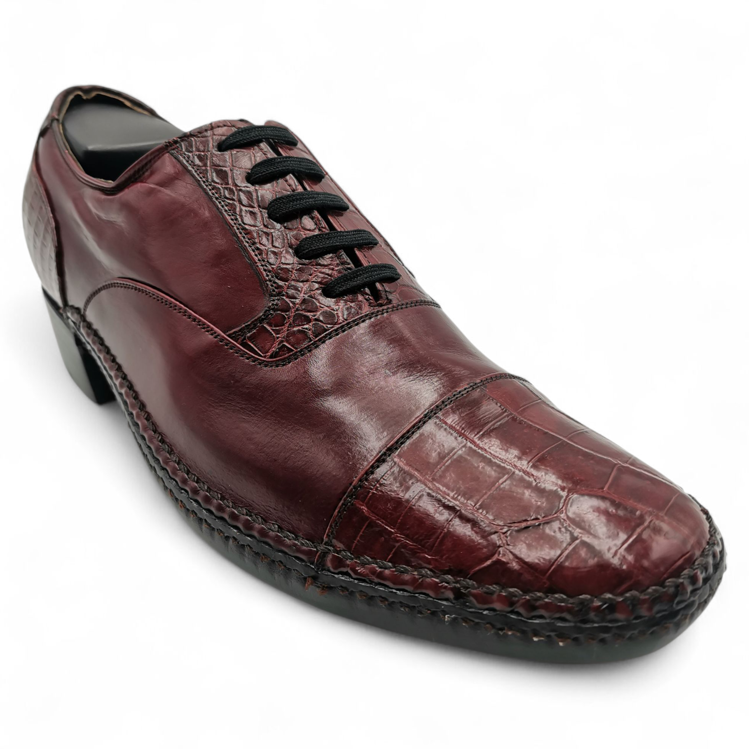 ZAPATO EN PIEL GENUINA DE COCODRILO PARA CABALLERO (MSN)