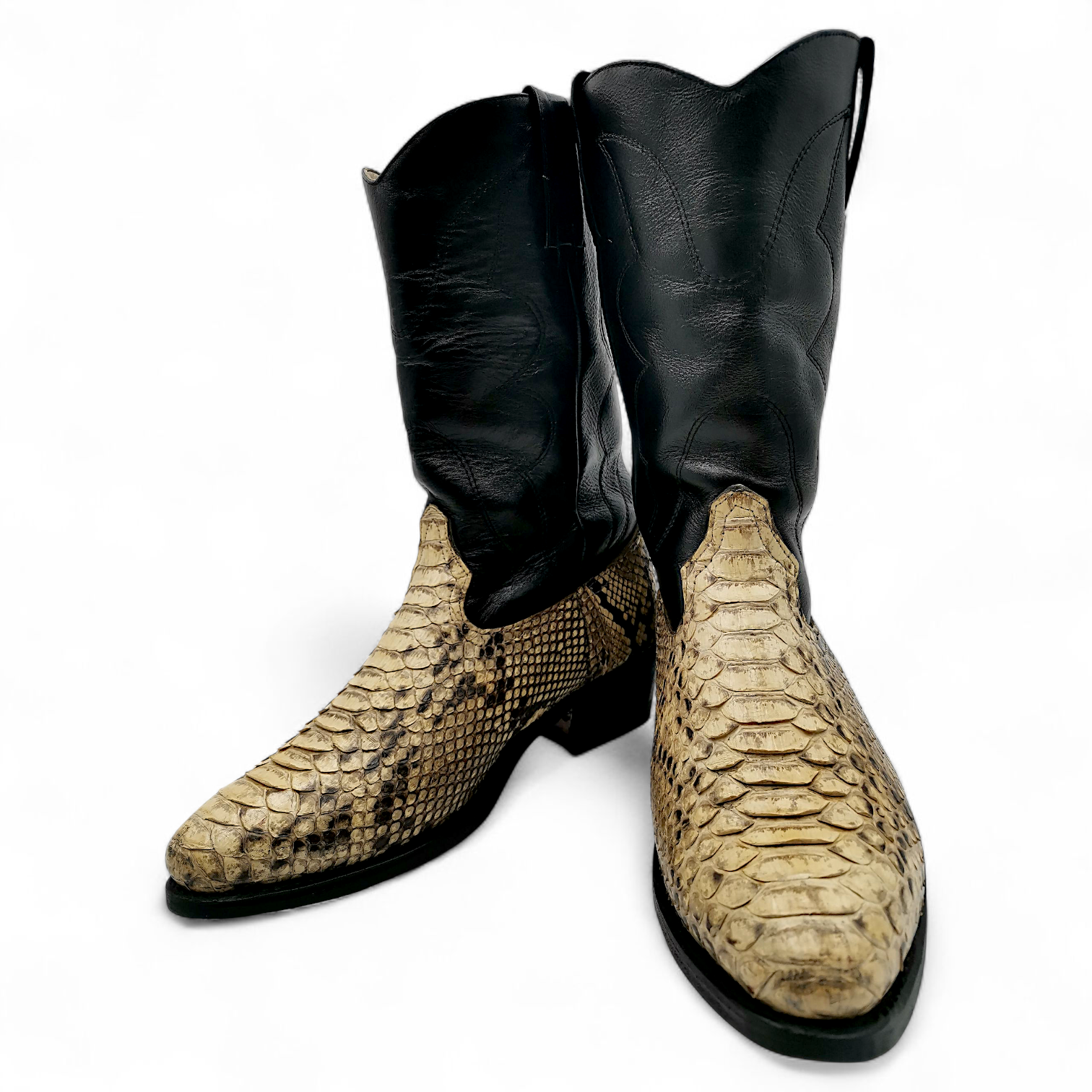 BOTA VAQUERA EN PIEL GENUINA DE PYTHON PARA CABALLERO (MSN)