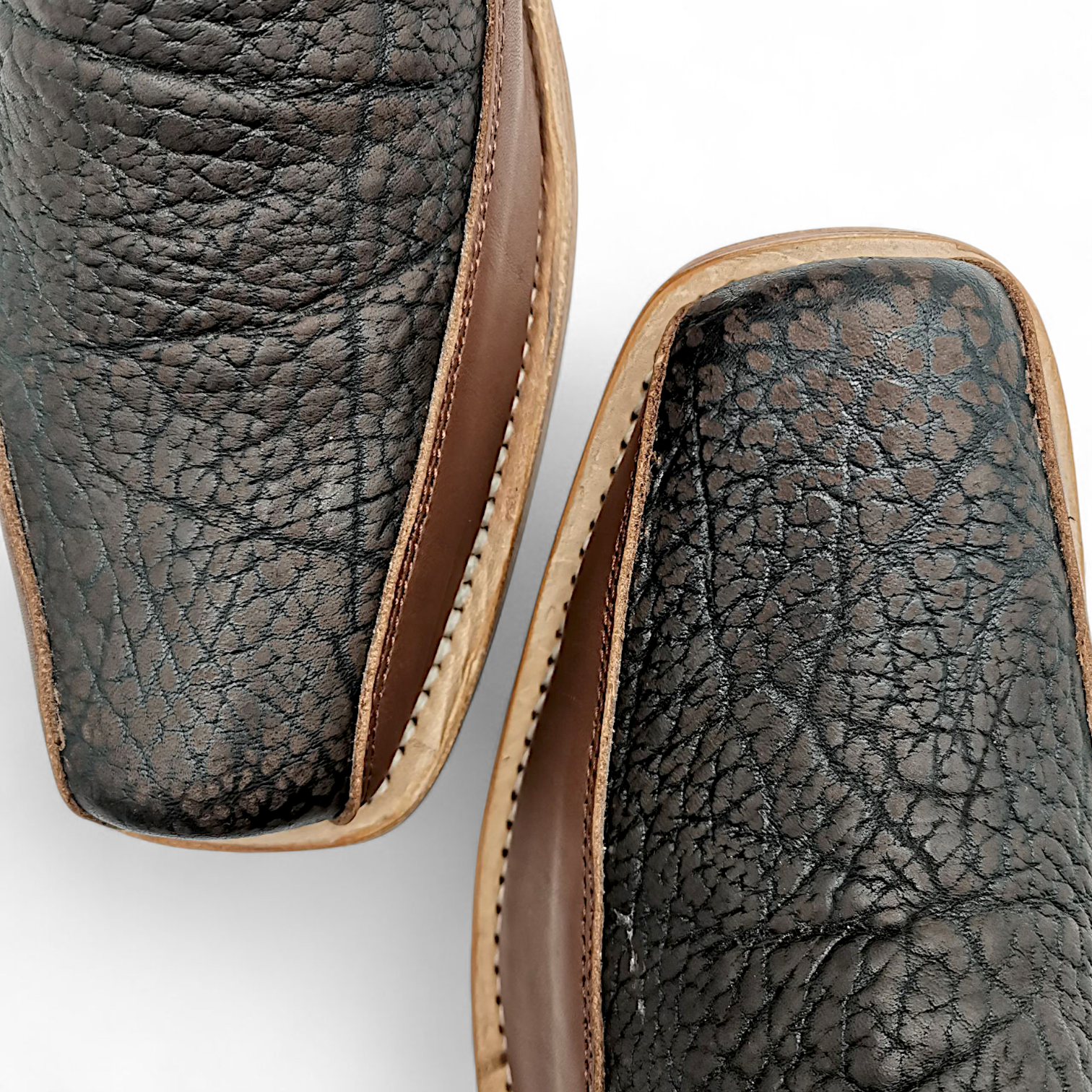 BOTA VAQUERA EN PIEL GENUINA DE CUELLO DE TORO PARA CABALLERO (M)