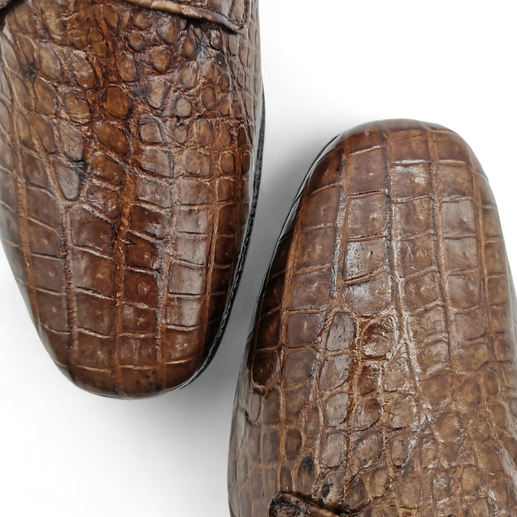 ZAPATO EN PIEL GENUINA DE COCODRILO PARA CABALLERO (MSN)
