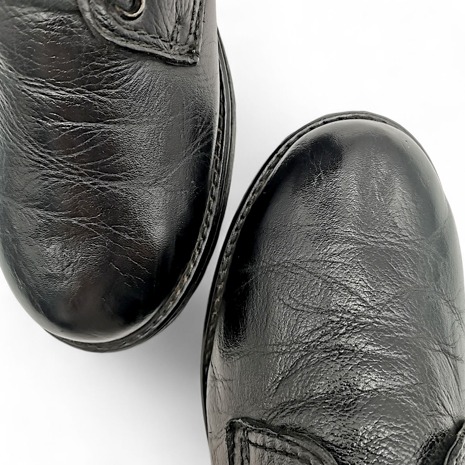 BOTA EN PIEL GENUINA DE VACA PARA CABALLERO (MSN)