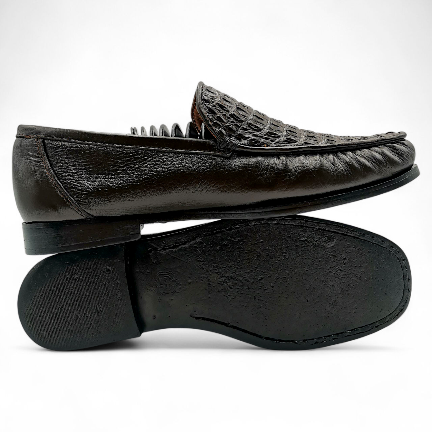 ZAPATO EN PIEL GENUINA DE COCODRILO PARA CABALLERO (MSN)